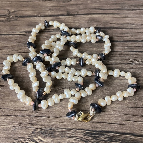 Vintage long ivory faux pearl, black and gold tone beads baroque opera necklace - Picture 2 of 8